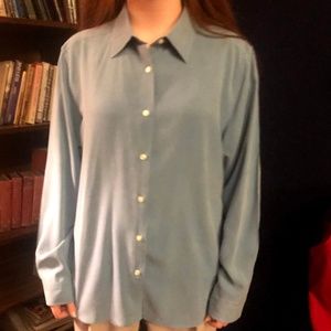 Orvis everyday 100% silk blue button down top.